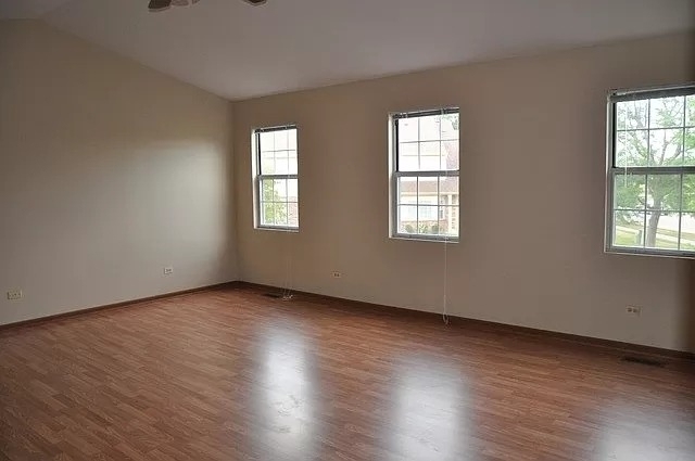 101 S Oakhurst Drive - Photo 3