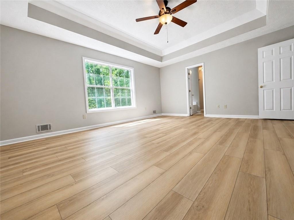 1400 Chalet Circle - Photo 5