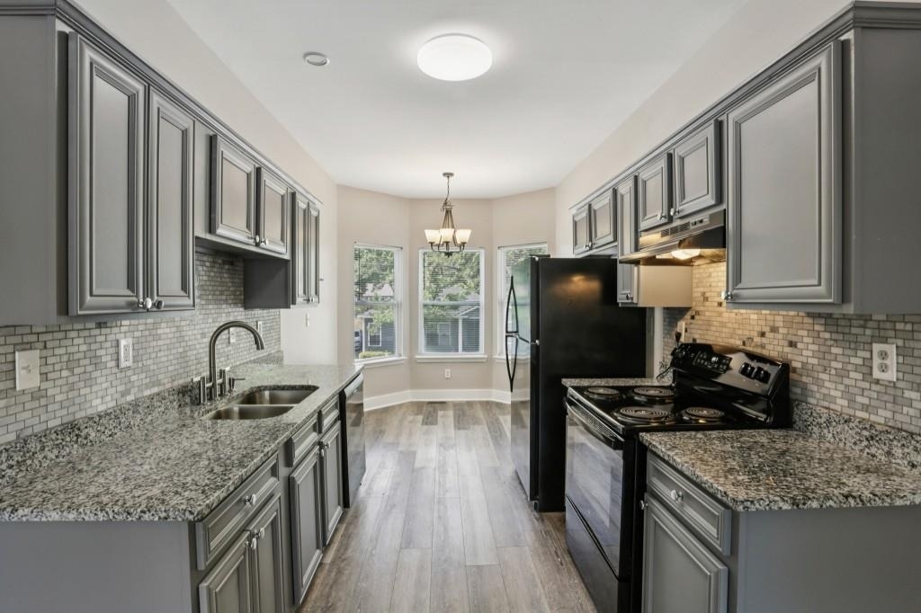 751 Prince Place - Photo 13