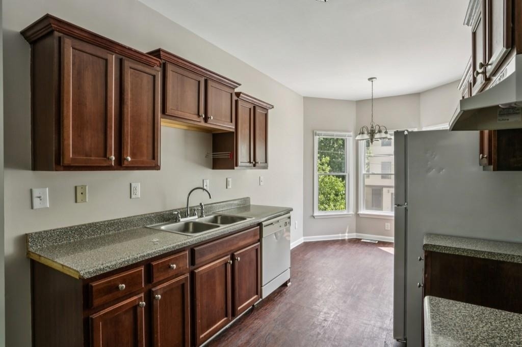 740 Prince Place - Photo 15