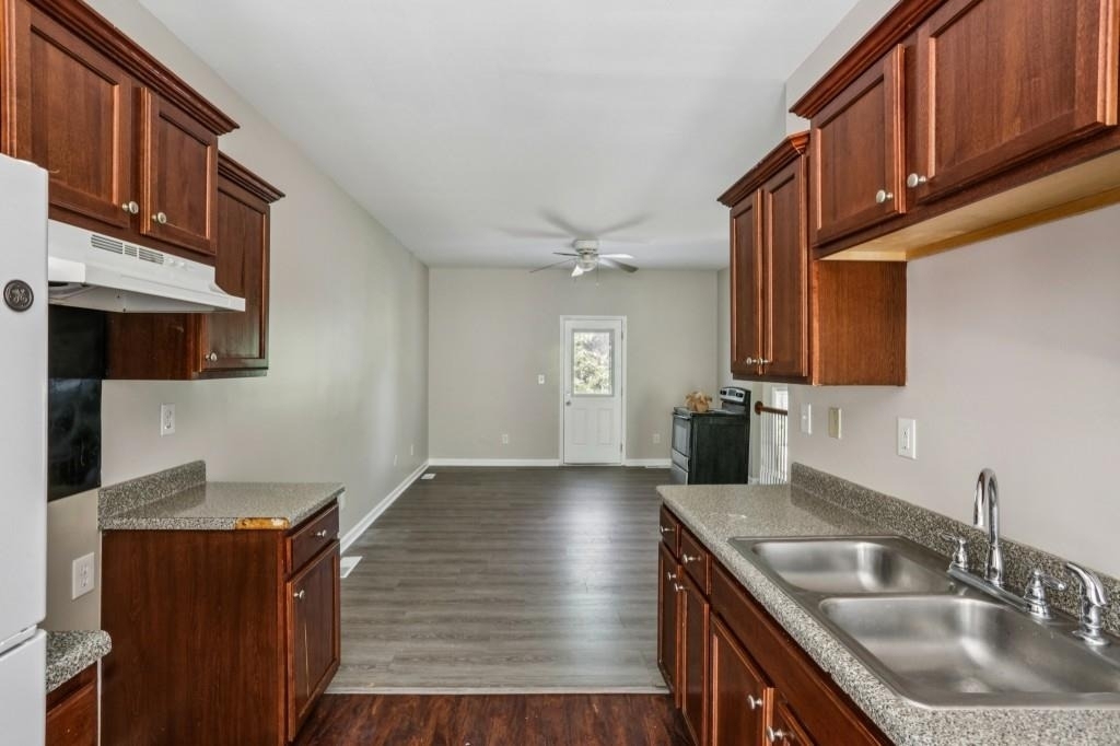 740 Prince Place - Photo 18
