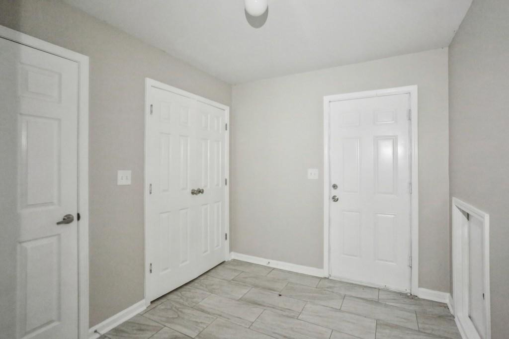 740 Prince Place - Photo 7