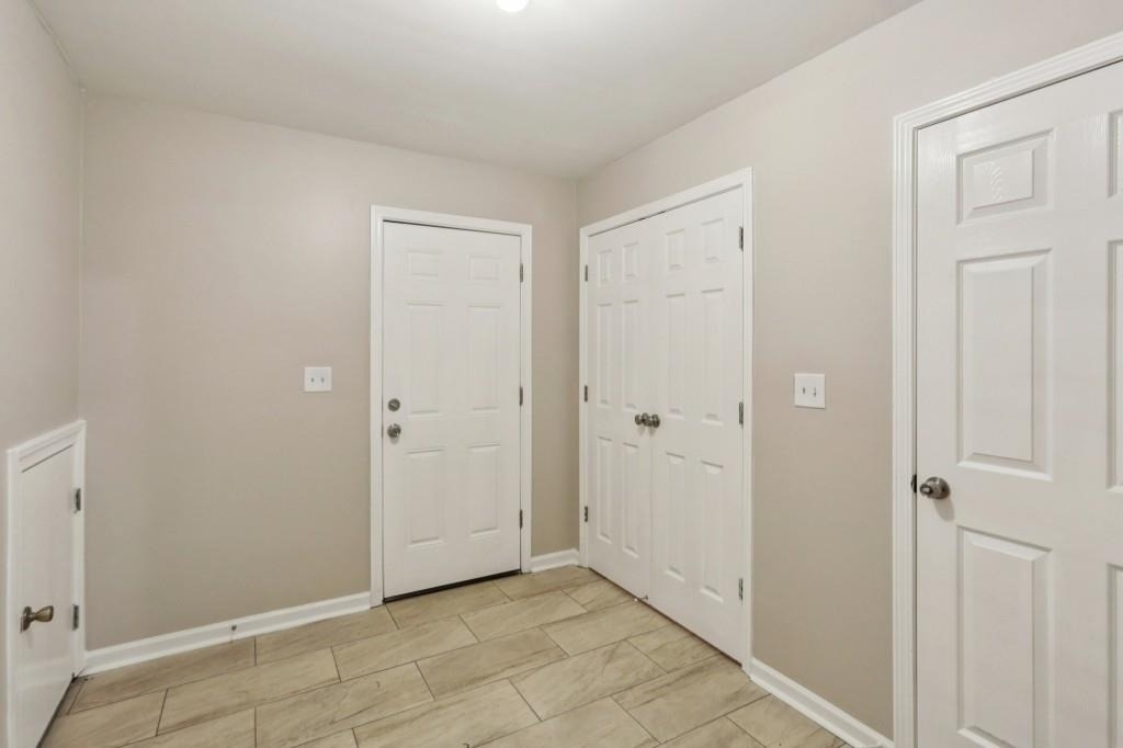 739 Prince Place - Photo 9