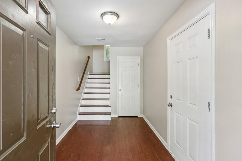 739 Prince Place - Photo 8