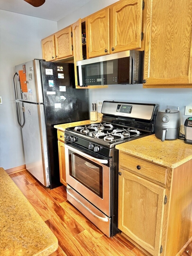 27w705 Windermere Road - Photo 2