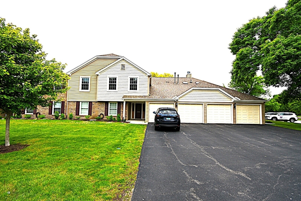 27w705 Windermere Road - Photo 0