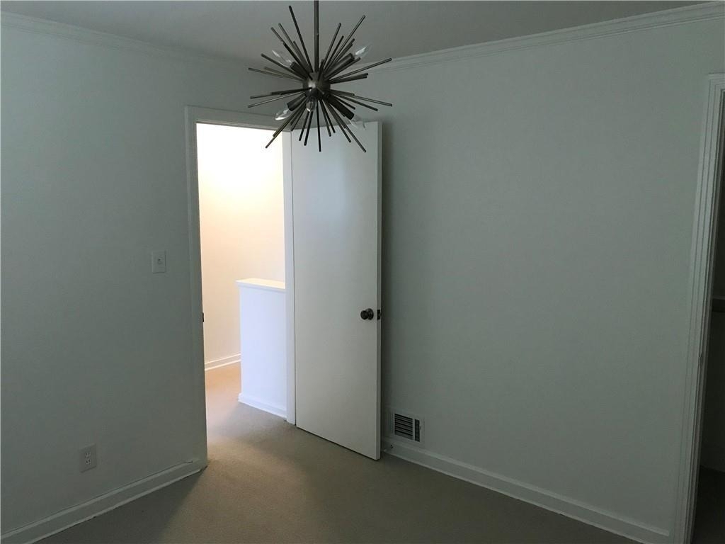 75 Roswell Court Ne - Photo 8