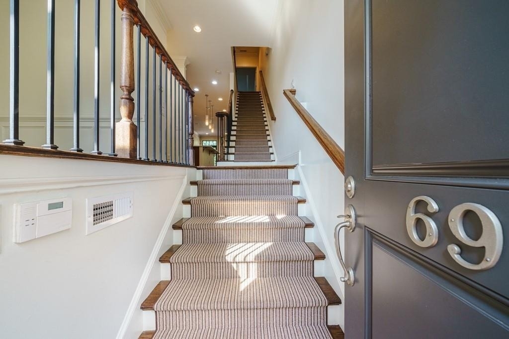 69 Honour Avenue Nw - Photo 6