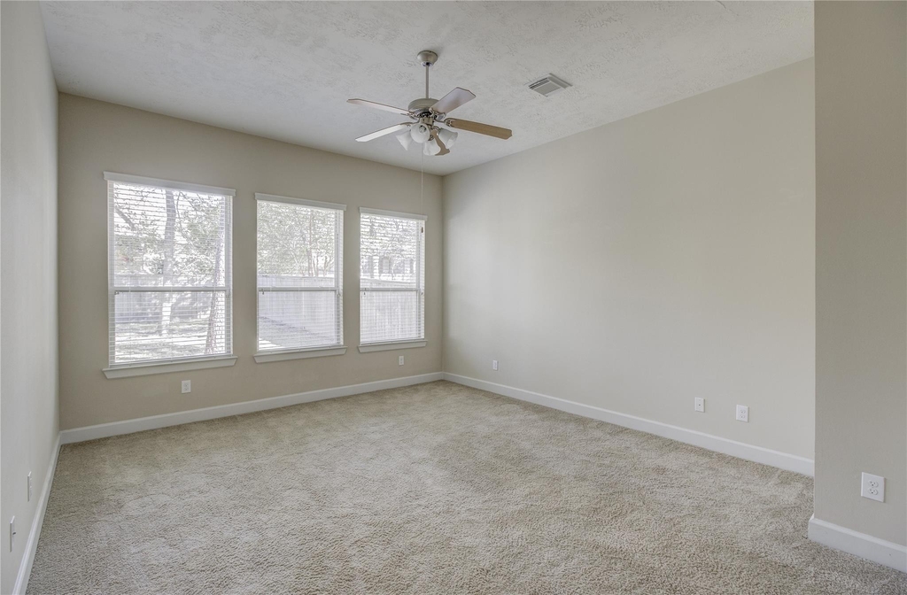 70 S Almondell Circle - Photo 20