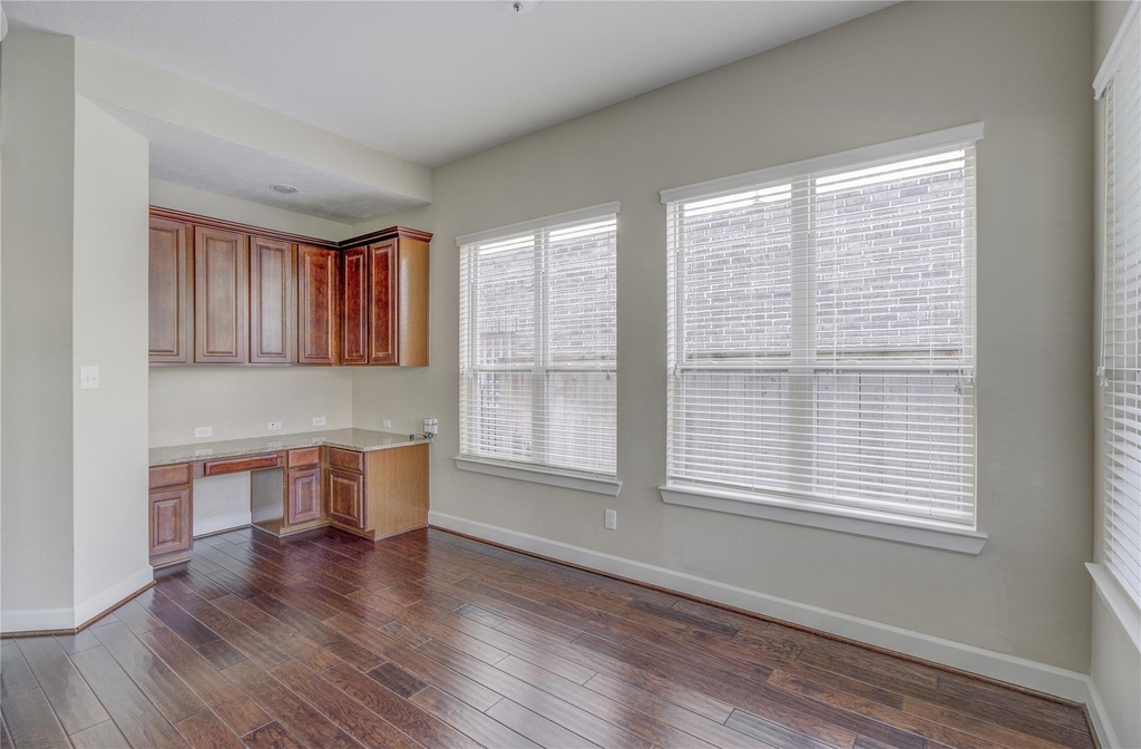 70 S Almondell Circle - Photo 17