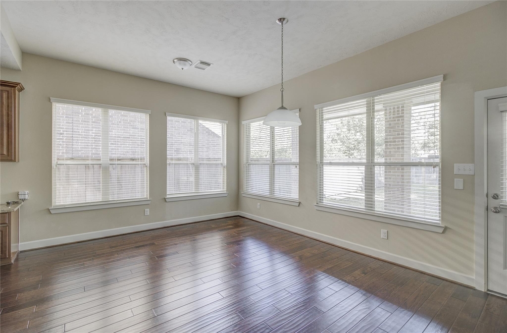 70 S Almondell Circle - Photo 16
