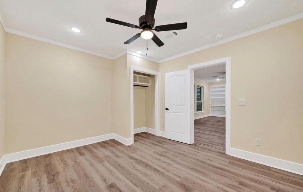 2725 Avenue F - Photo 12