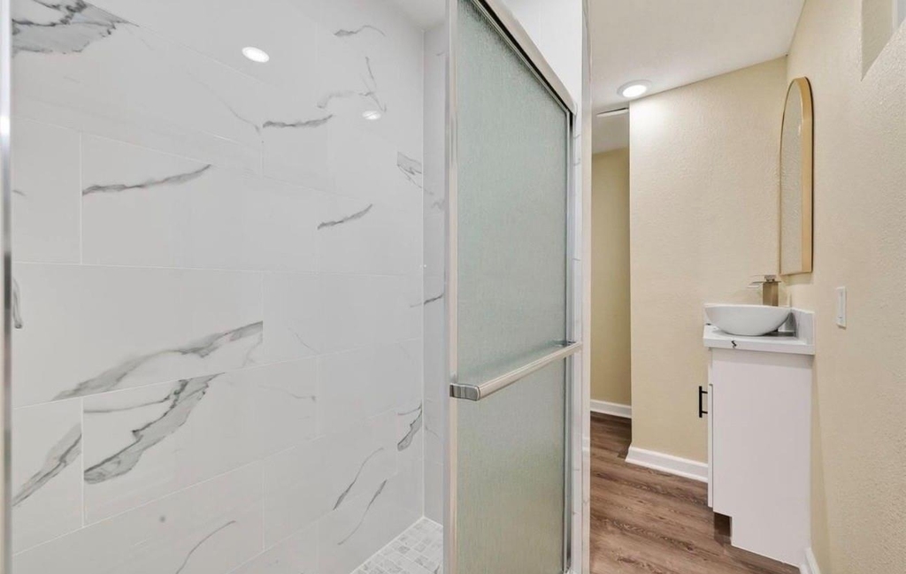 2725 Avenue F - Photo 10
