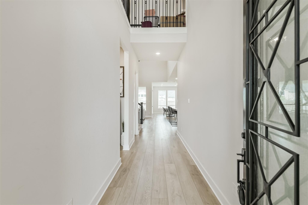 9243 Trimble Landing Drive - Photo 3