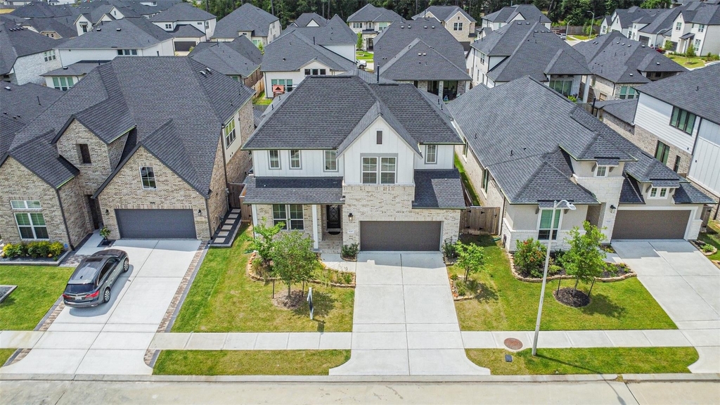 9243 Trimble Landing Drive - Photo 2