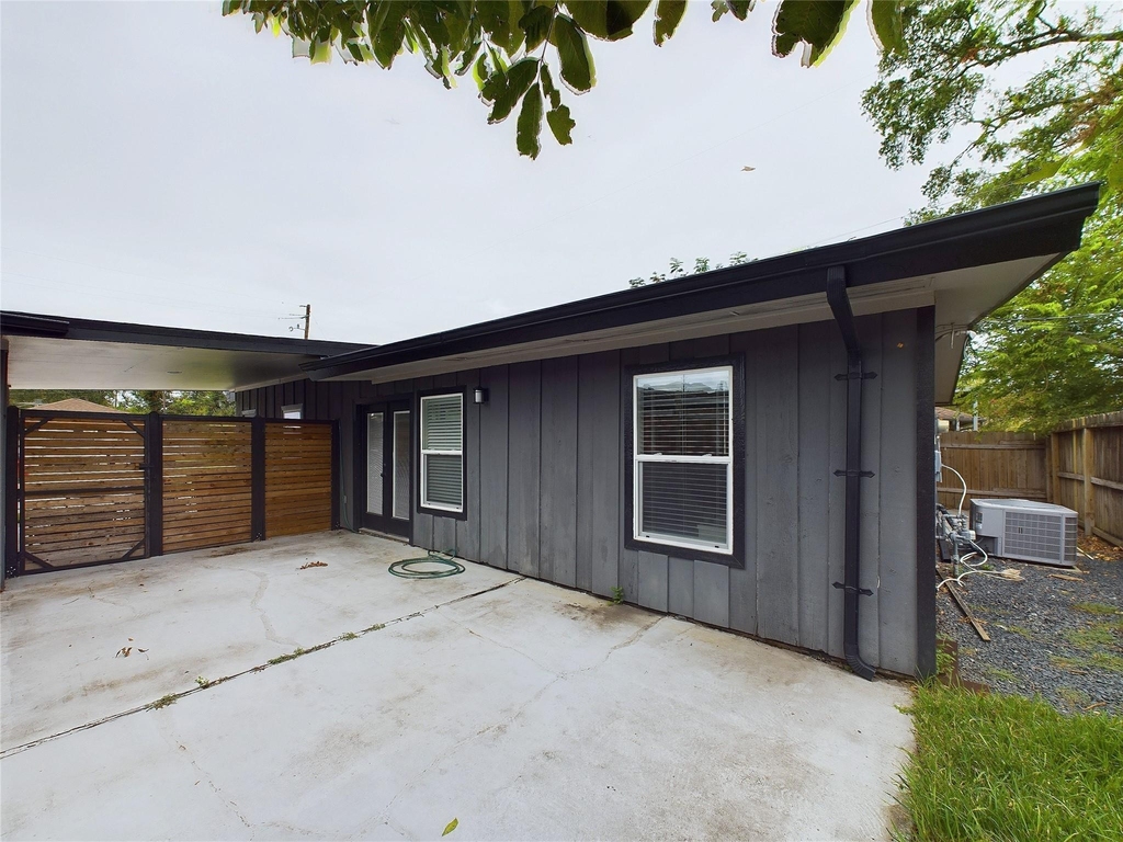 7609 Amelia Road - Photo 26