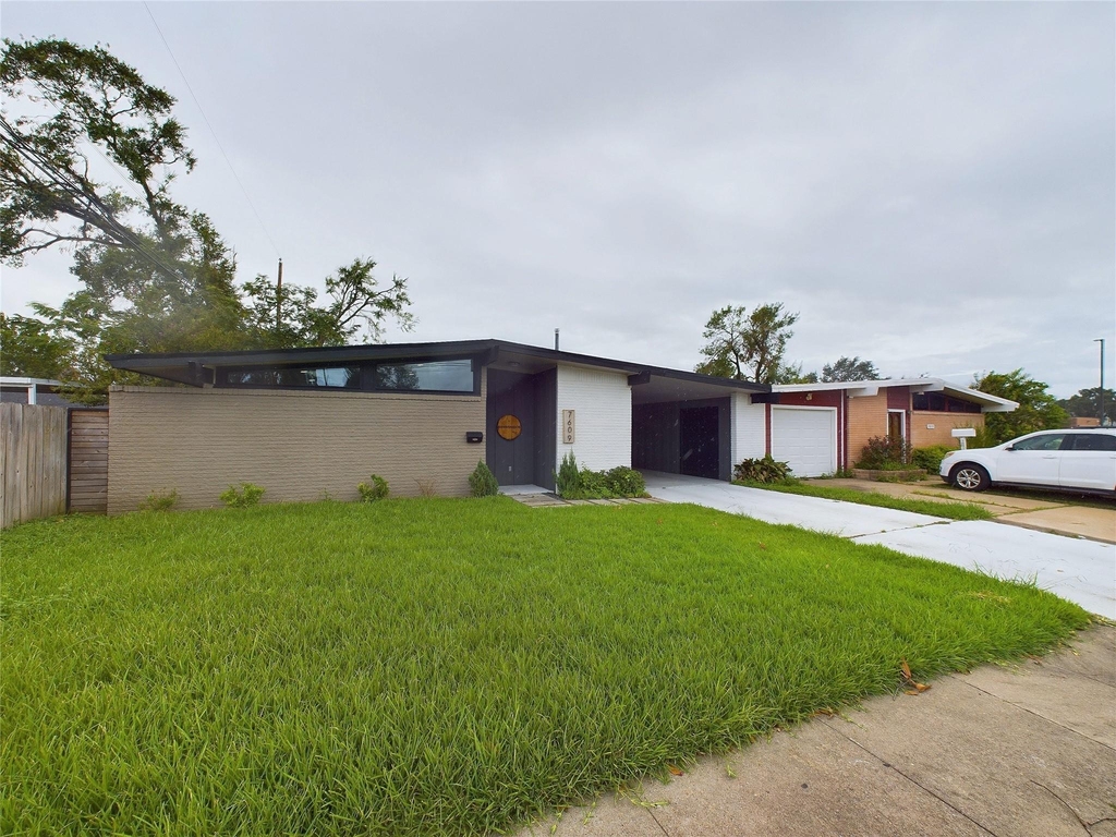 7609 Amelia Road - Photo 28
