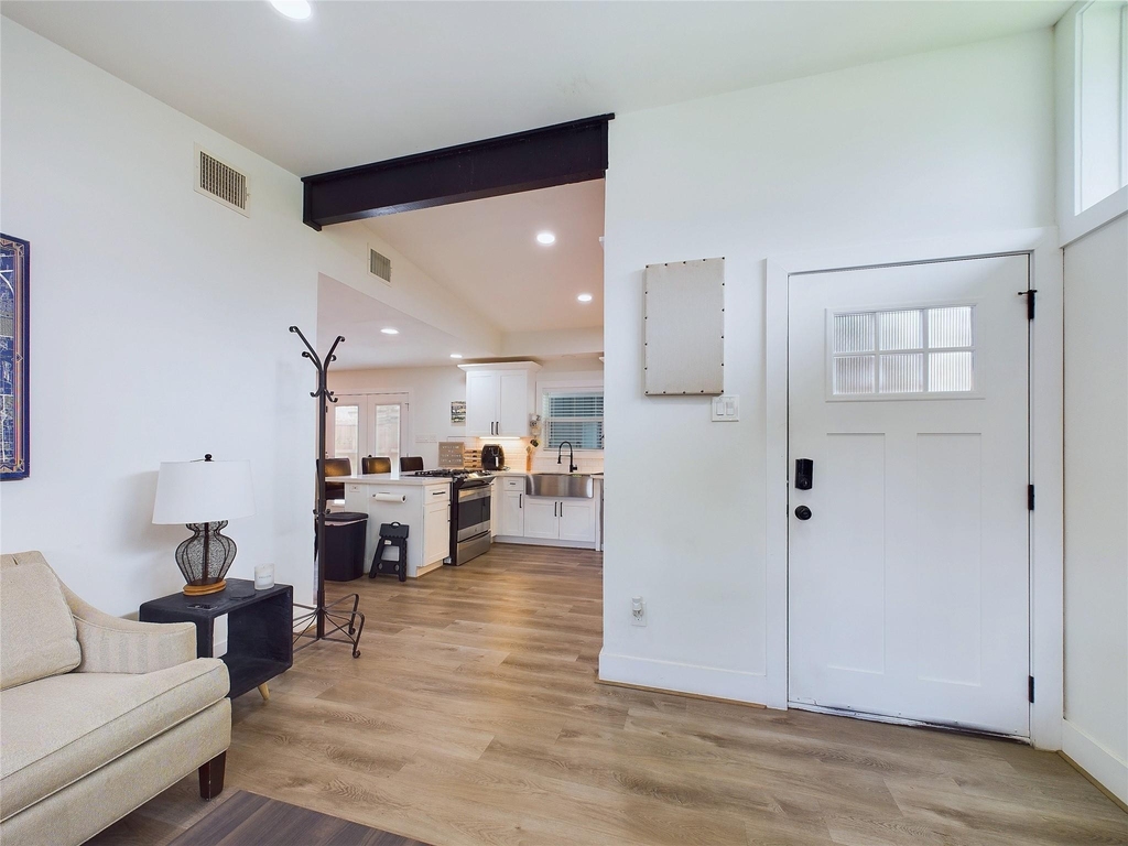 7609 Amelia Road - Photo 22