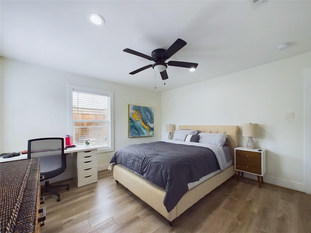 7609 Amelia Road - Photo 18