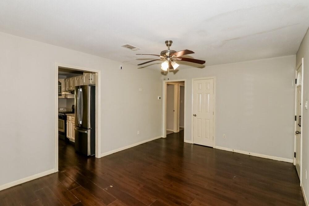 11611 Duane Street - Photo 3