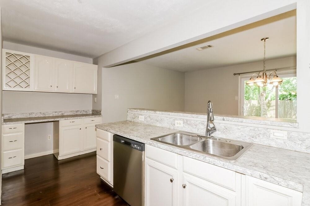 11611 Duane Street - Photo 5