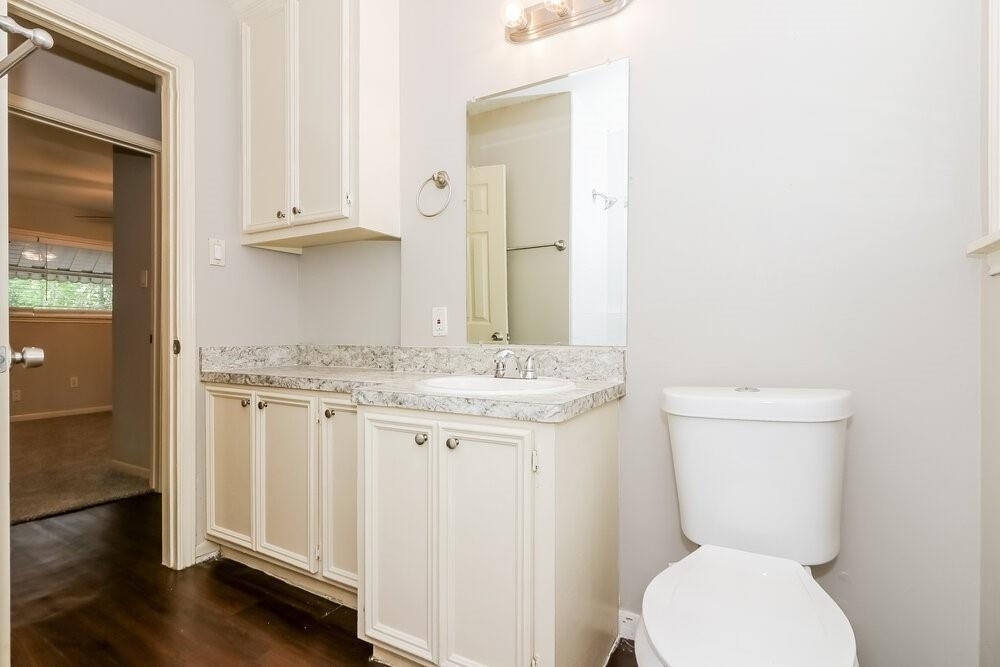 11611 Duane Street - Photo 8