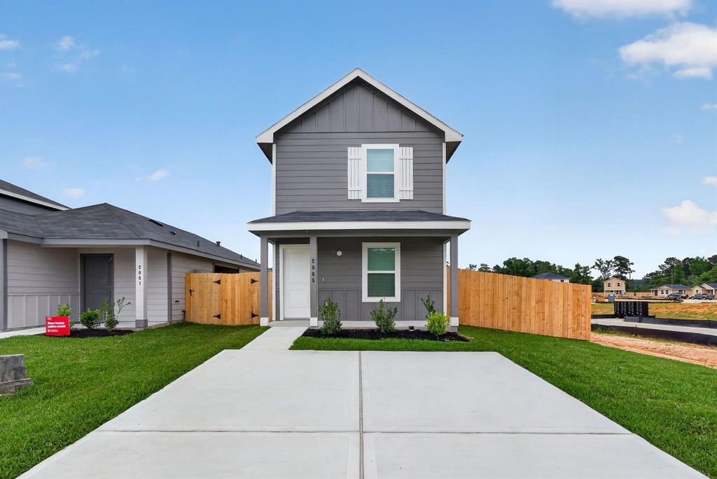 2065 East Gemini - Photo 1