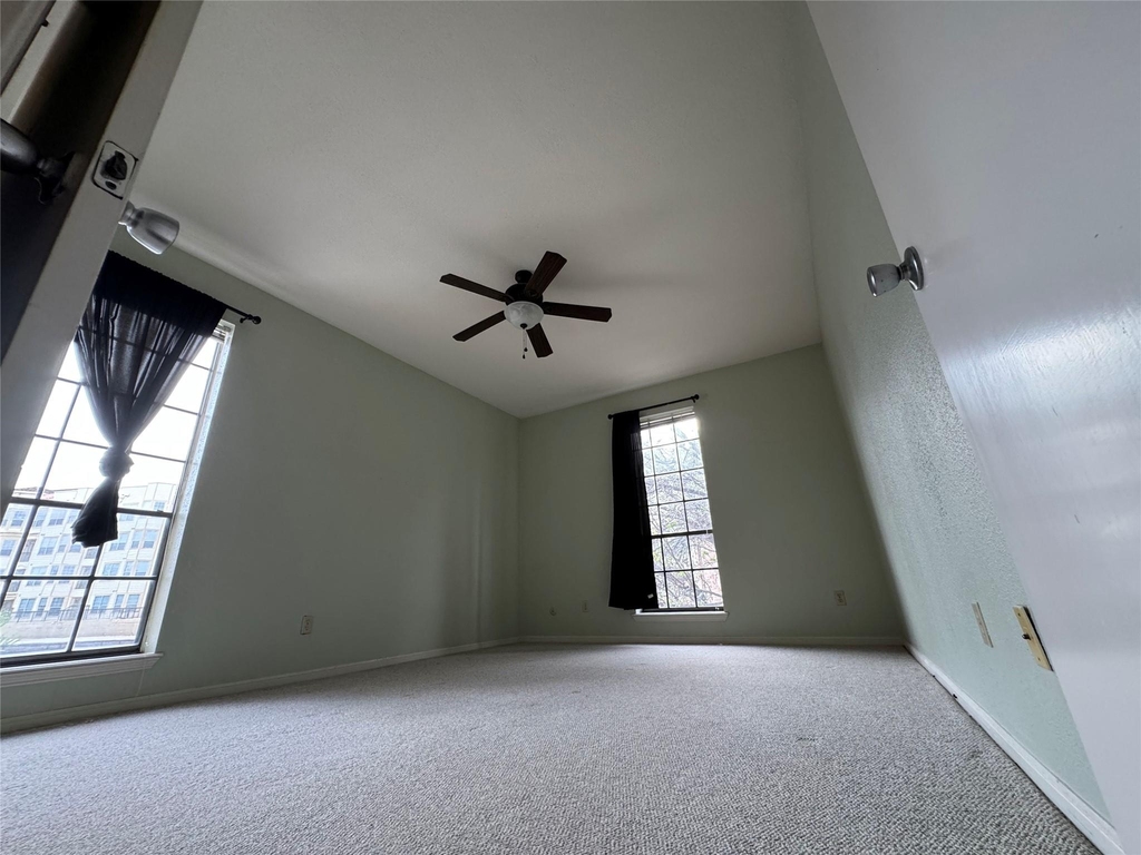 2475 Underwood Street - Photo 10
