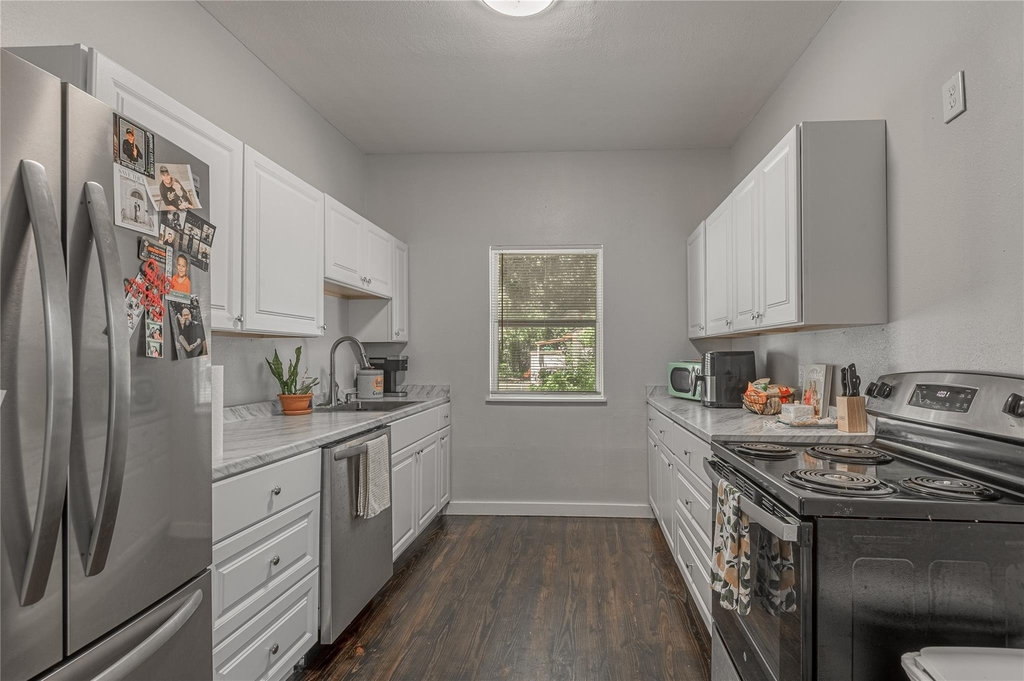 3210 Elks Drive - Photo 10