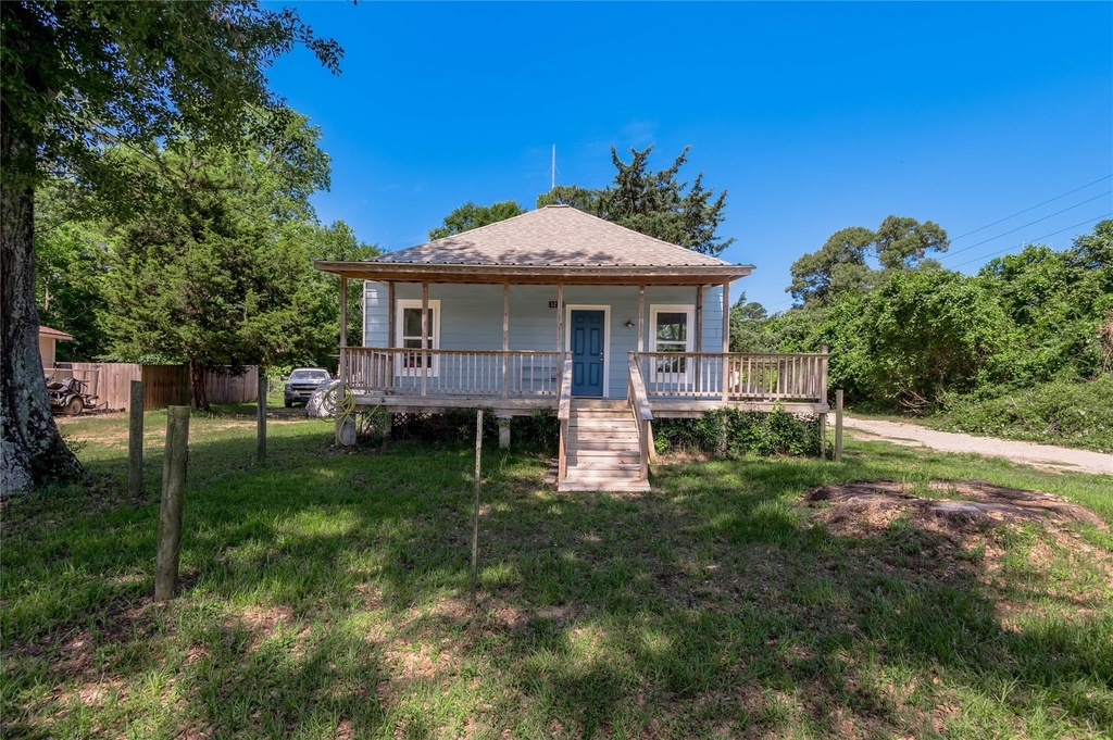 3210 Elks Drive - Photo 1