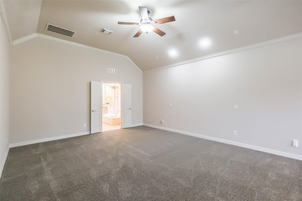 12411 Santiago Cove Lane - Photo 21