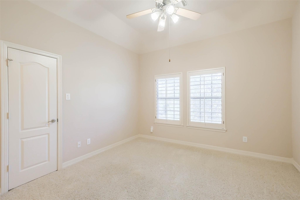 12411 Santiago Cove Lane - Photo 41