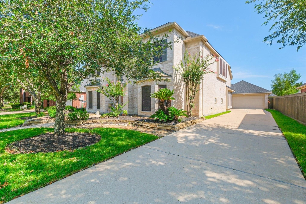 12411 Santiago Cove Lane - Photo 1