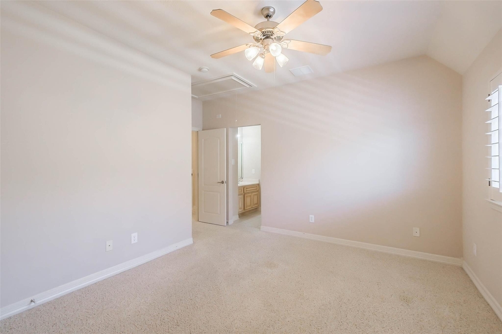 12411 Santiago Cove Lane - Photo 39