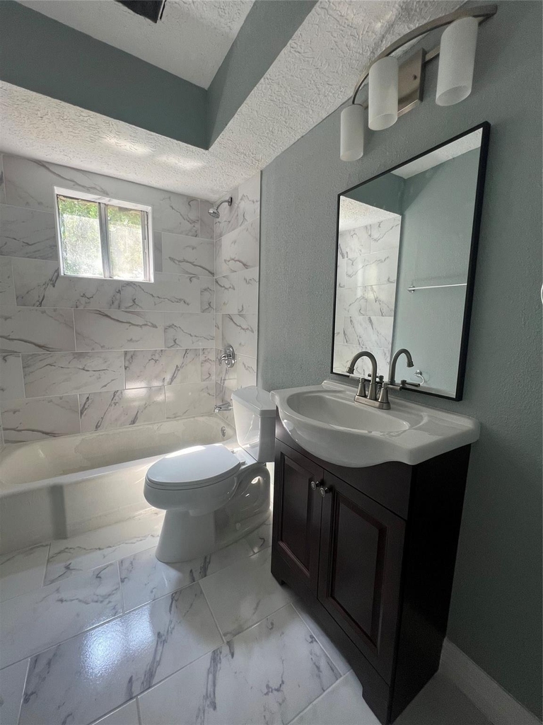 5911 Grace Lane - Photo 2