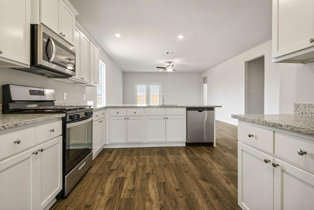 701 Jasmine Ridge Lane - Photo 4