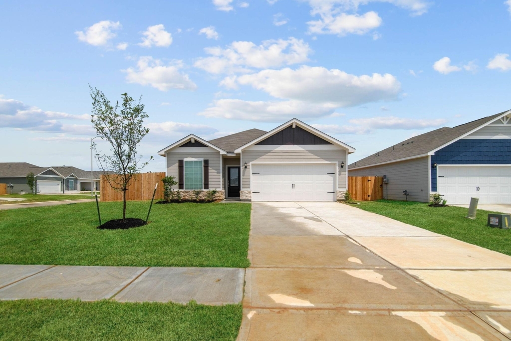 701 Jasmine Ridge Lane - Photo 0