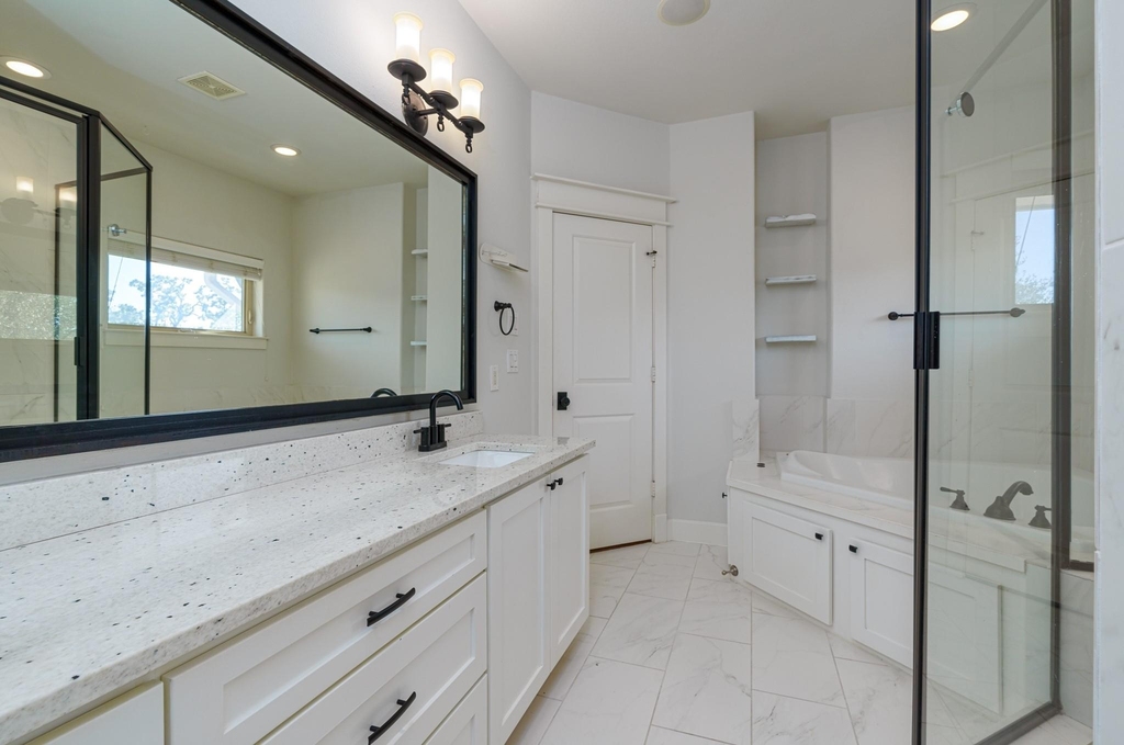 225 Knox Street - Photo 24