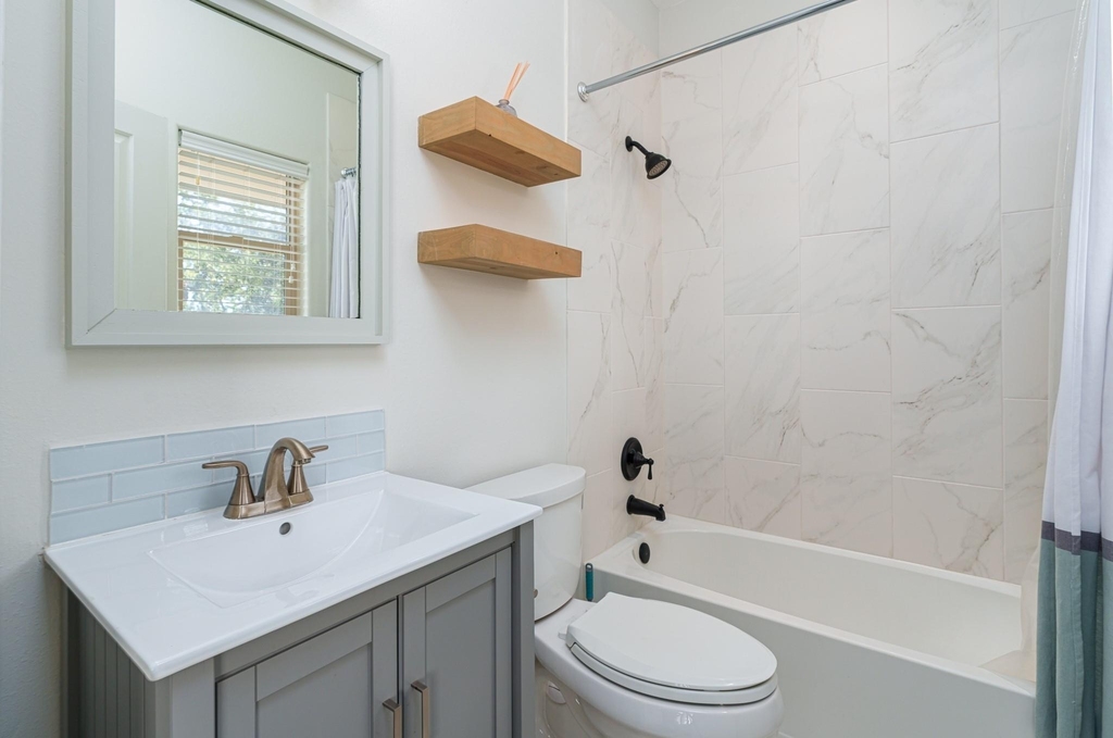 225 Knox Street - Photo 19