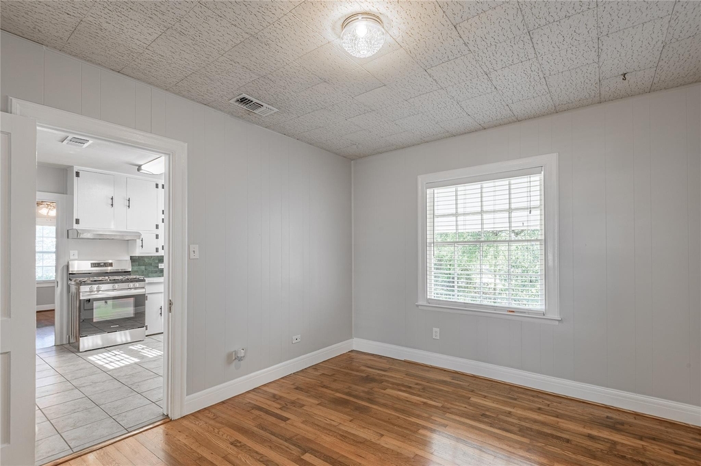 1415 22nd Street - Photo 7