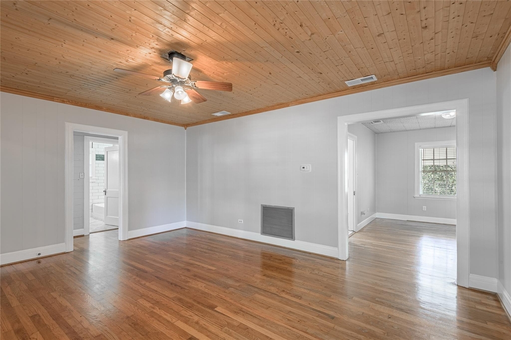 1415 22nd Street - Photo 5