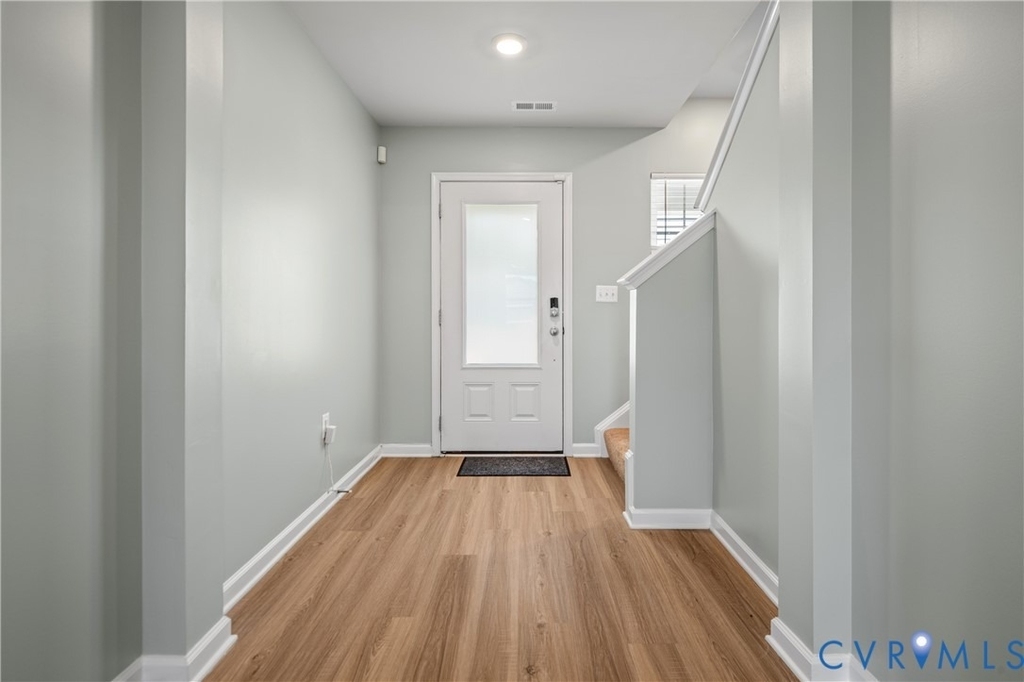2854 Meadow View Boulevard - Photo 5