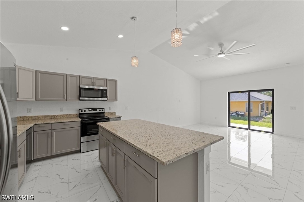 1940 Laverna Avenue - Photo 3