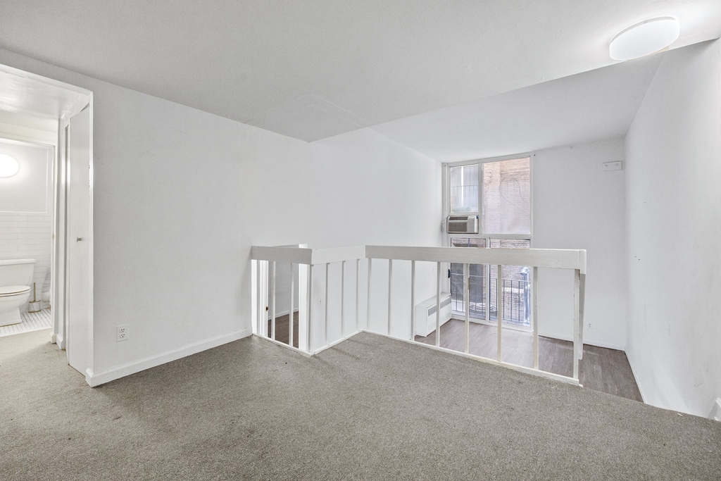 33 Gold Street - Photo 4