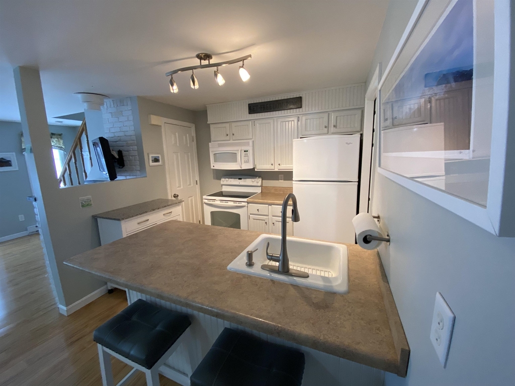 118 Washington - Photo 3