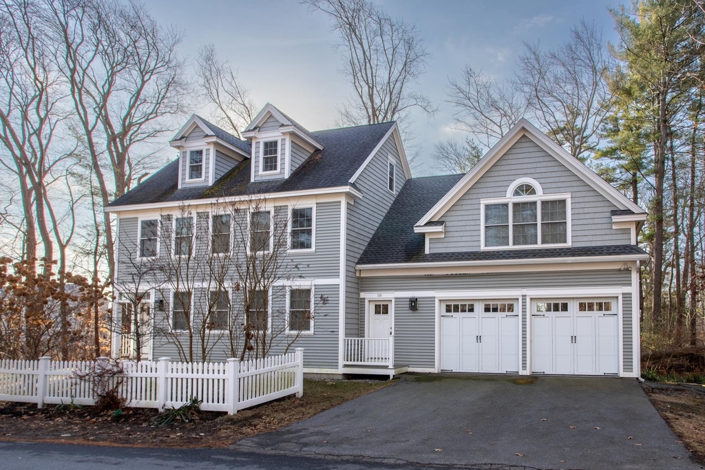156 North Shore - Photo 0
