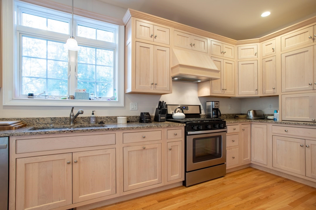 156 North Shore - Photo 6