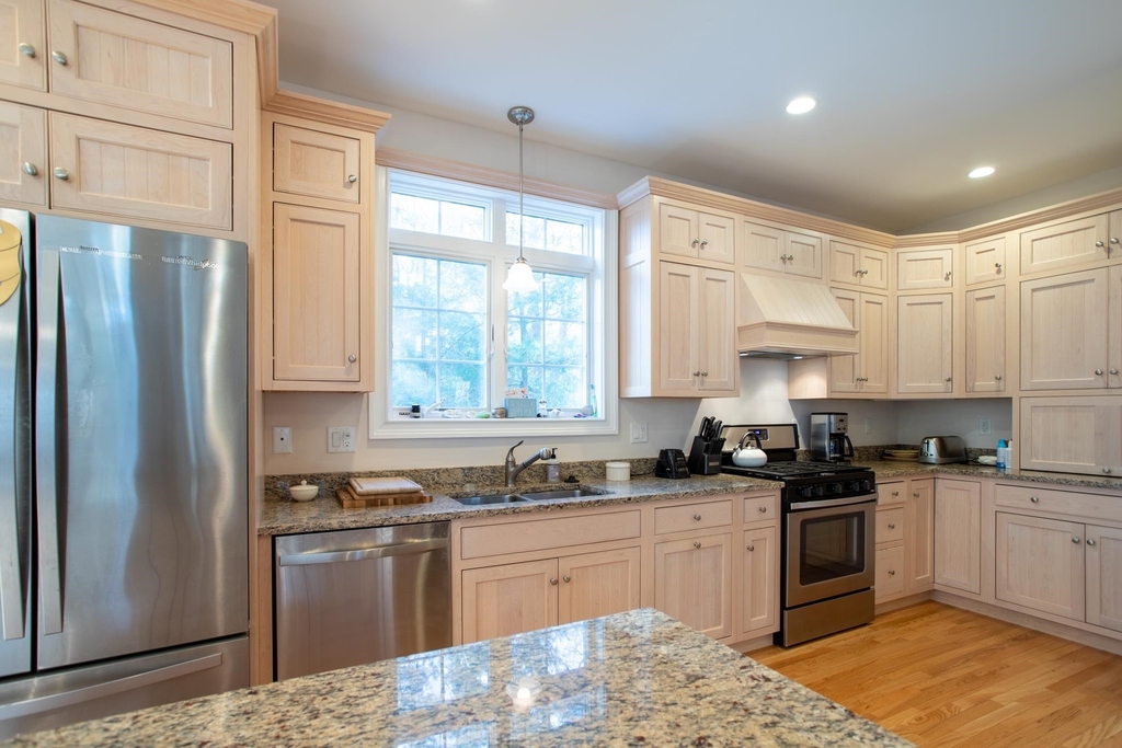 156 North Shore - Photo 5