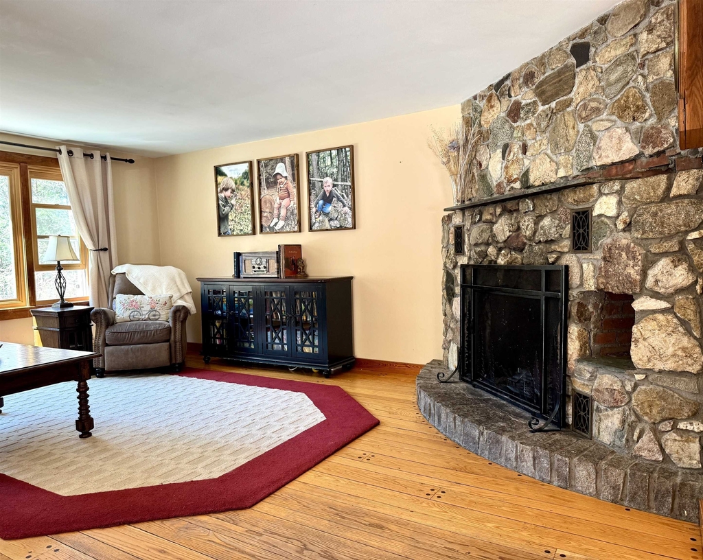 186 Gunn - Photo 1