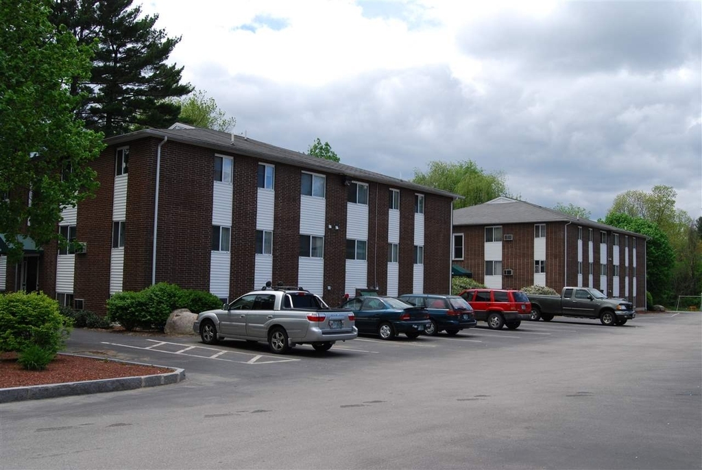 93 West - Photo 5